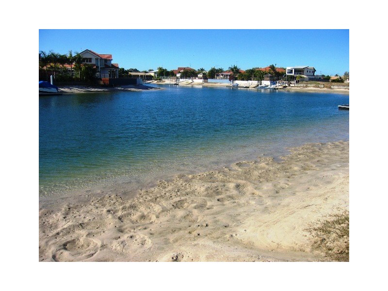 84 Maroochy Waters Drive, Maroochydore QLD 4558