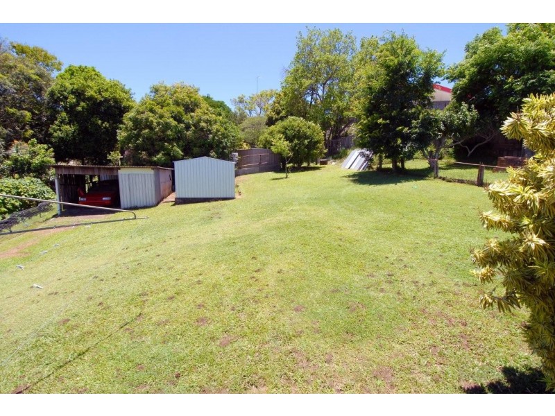 6 Arundell Avenue, Nambour QLD 4560