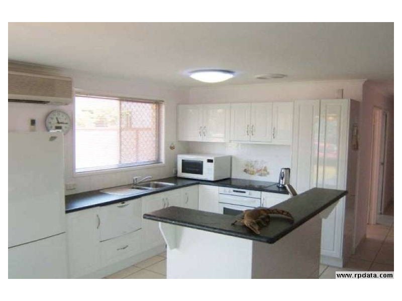 165 Nicklin Way, Warana QLD 4575