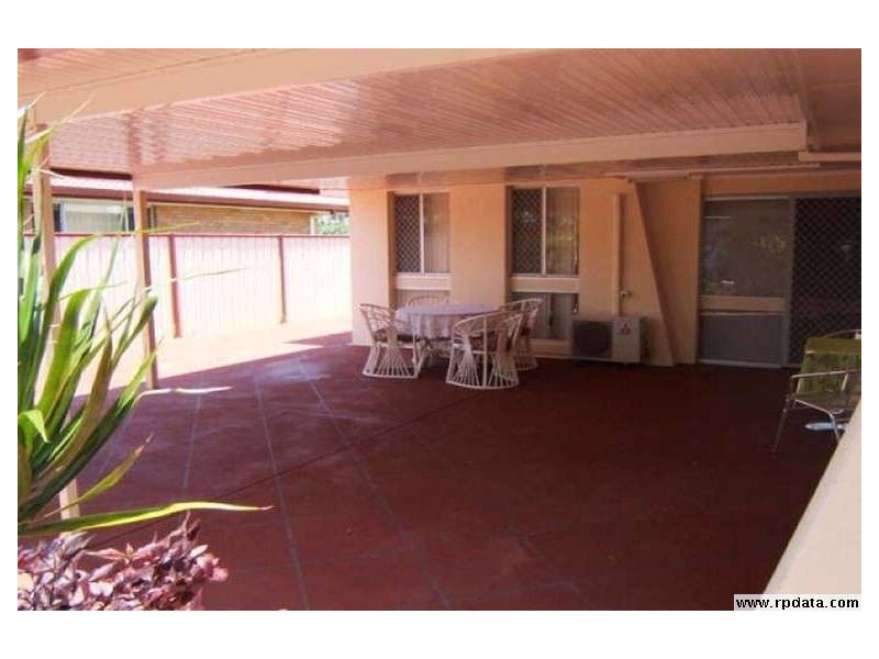 165 Nicklin Way, Warana QLD 4575