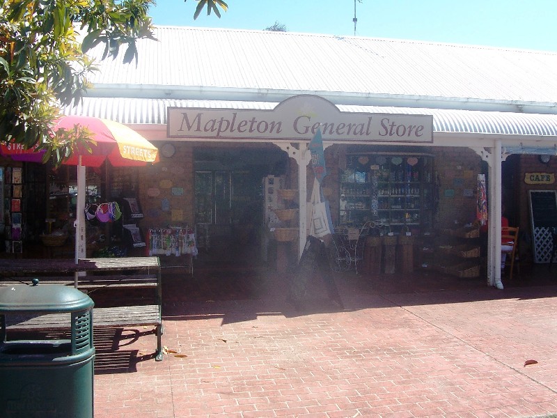 Mapleton QLD 4560