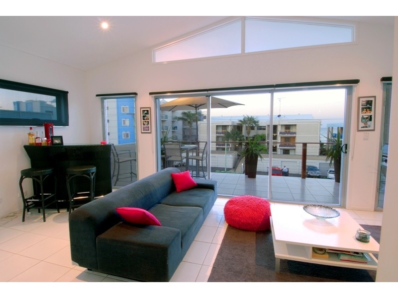 21 Juan Street, Alexandra Headland QLD 4572