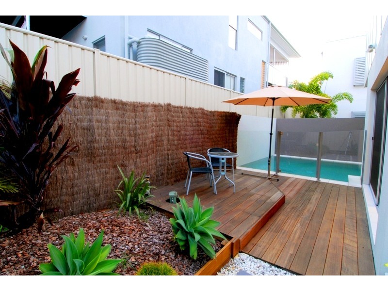 21 Juan Street, Alexandra Headland QLD 4572