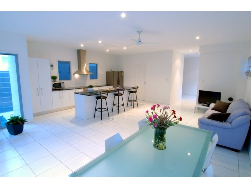 21 Juan Street, Alexandra Headland QLD 4572