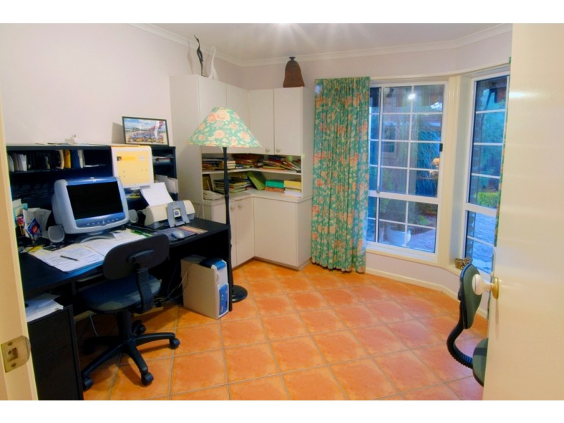 5 Koki Court, Mountain Creek QLD 4557