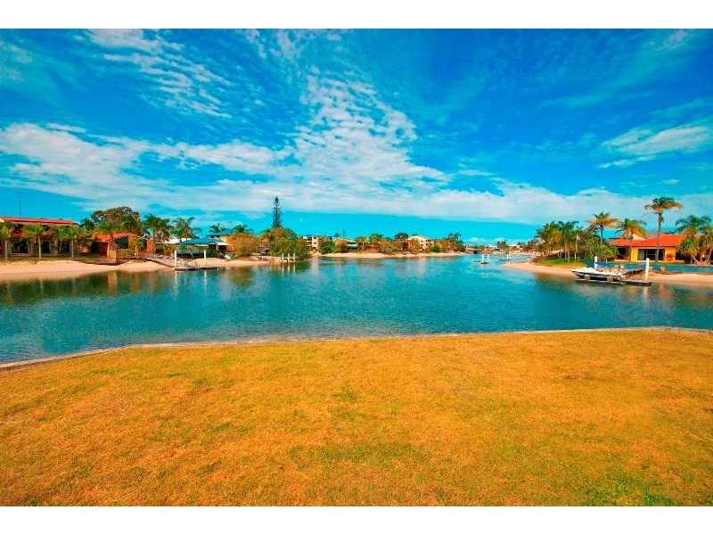 28 Aldinga Place, Mooloolaba QLD 4557