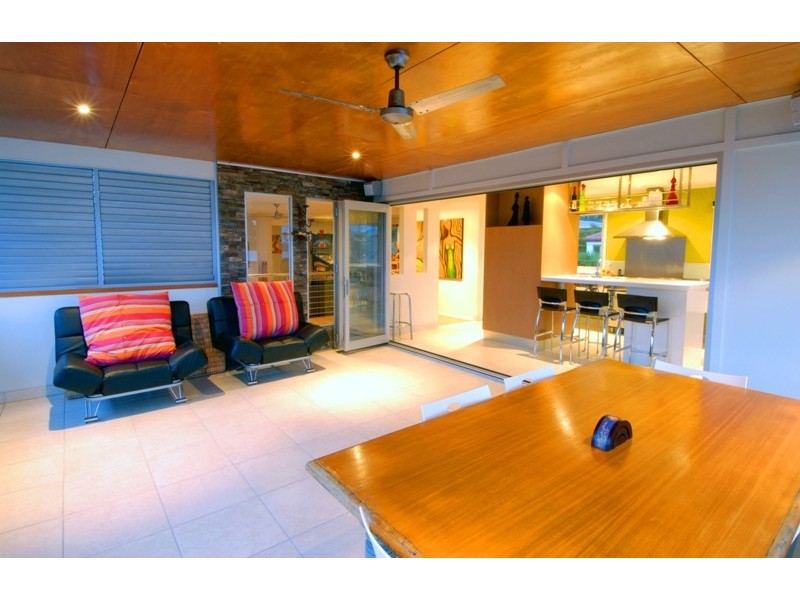 17 Camfield Street, Alexandra Headland QLD 4572