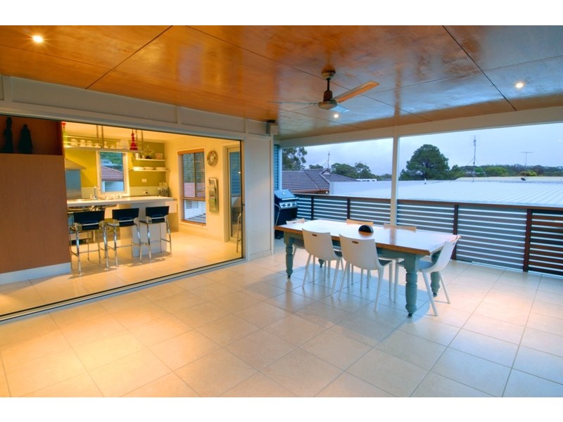 17 Camfield Street, Alexandra Headland QLD 4572