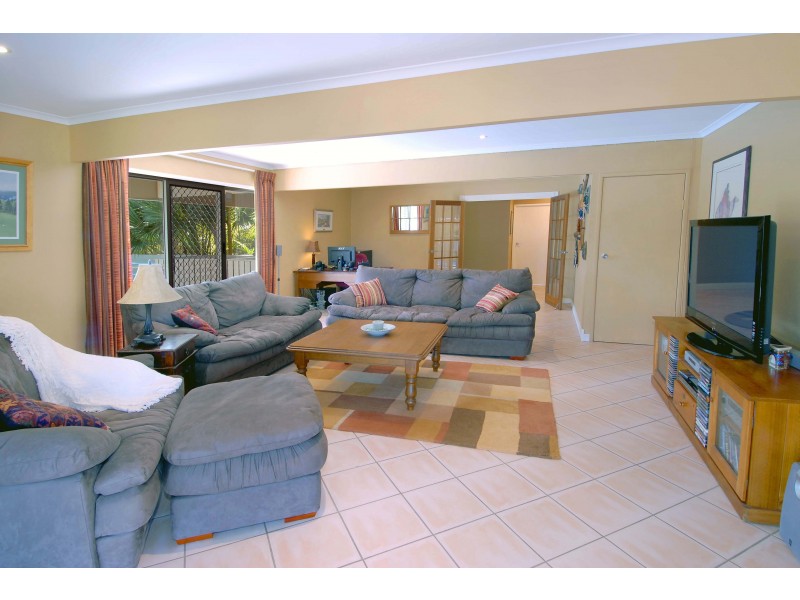 1 Allambie Court, Buddina QLD 4575