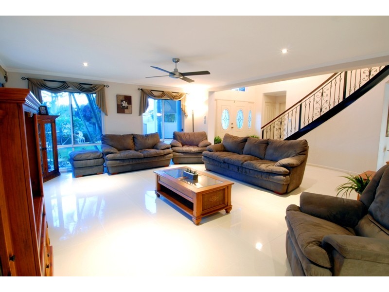 6 Waterford Court, Maroochydore QLD 4558