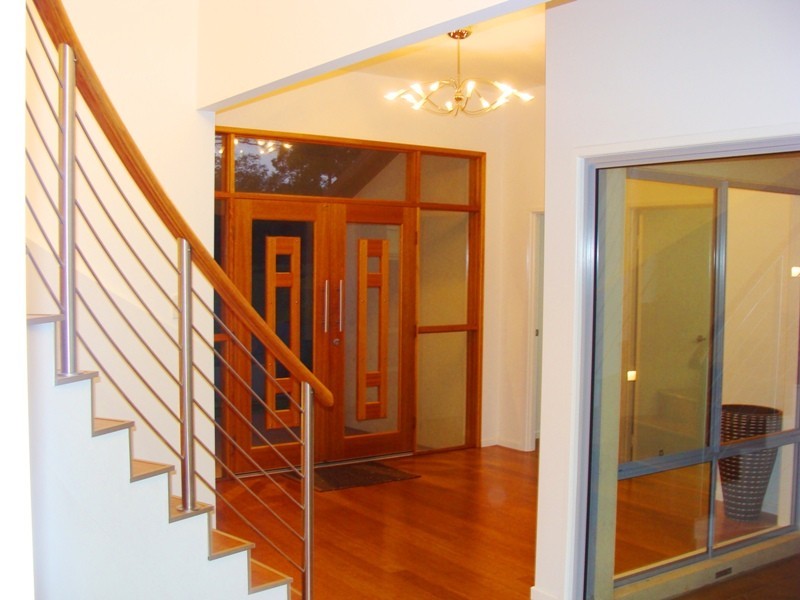 2 Sundown Close, Tanawha QLD 4556