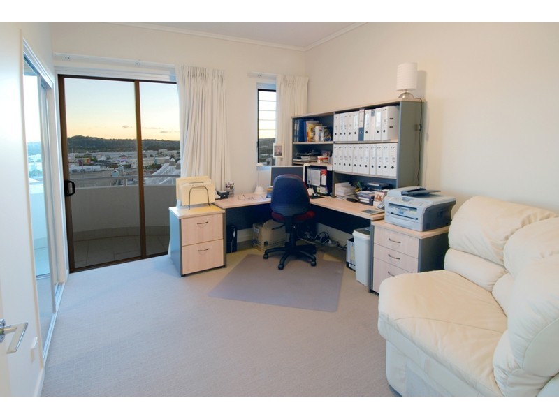 1006/36 Duporth Avenue, Maroochydore QLD 4558