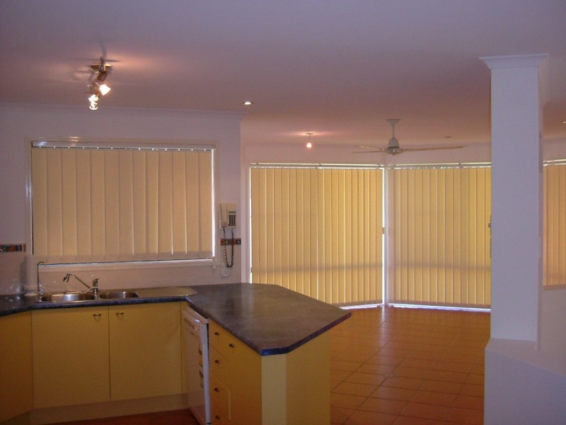 3 Seychelles Place, Kawana Island QLD 4575