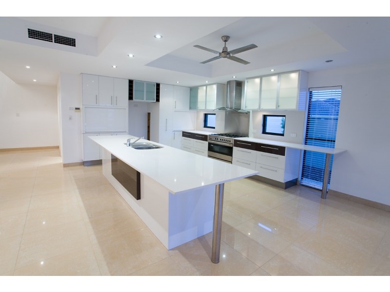 44 Mooloolah Drive, Minyama QLD 4575