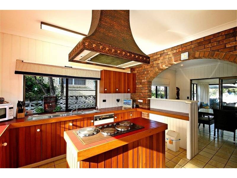 14 Culbara Street, Mooloolaba QLD 4557