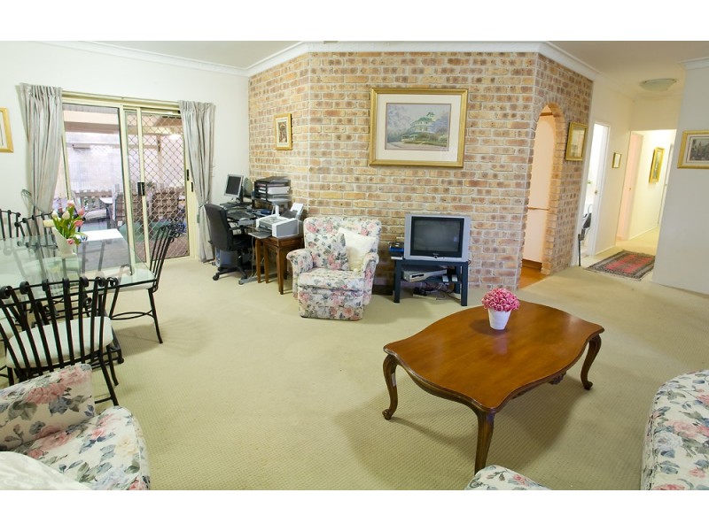 9 Kumbada Court, Minyama QLD 4575