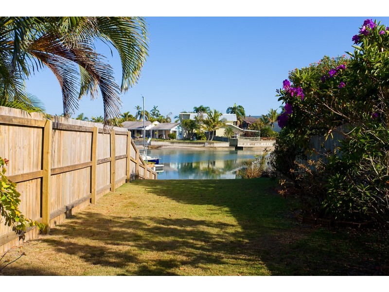 9 Kumbada Court, Minyama QLD 4575