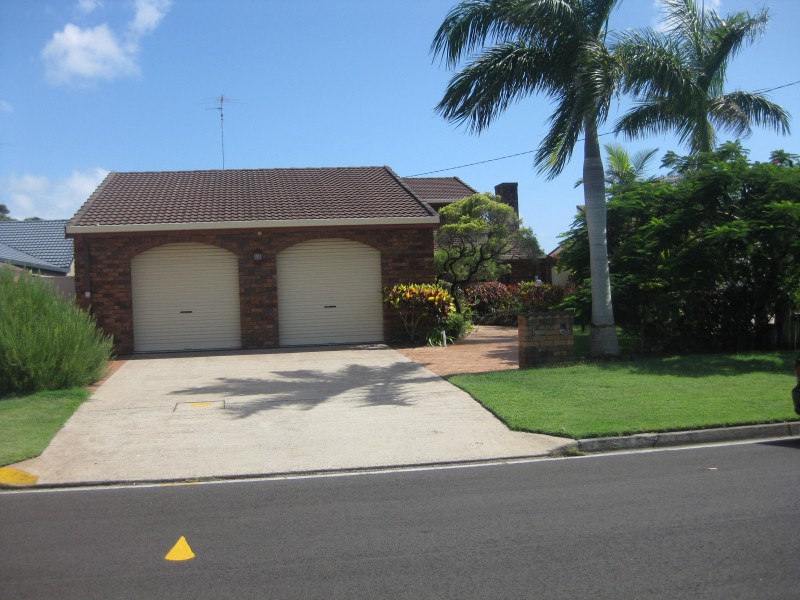 9 Elanora Avenue, Mooloolaba QLD 4557