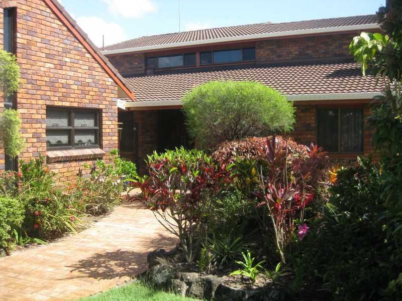 9 Elanora Avenue, Mooloolaba QLD 4557