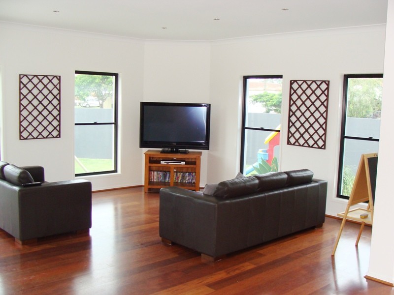 2 Barellan Avenue, Buddina QLD 4575