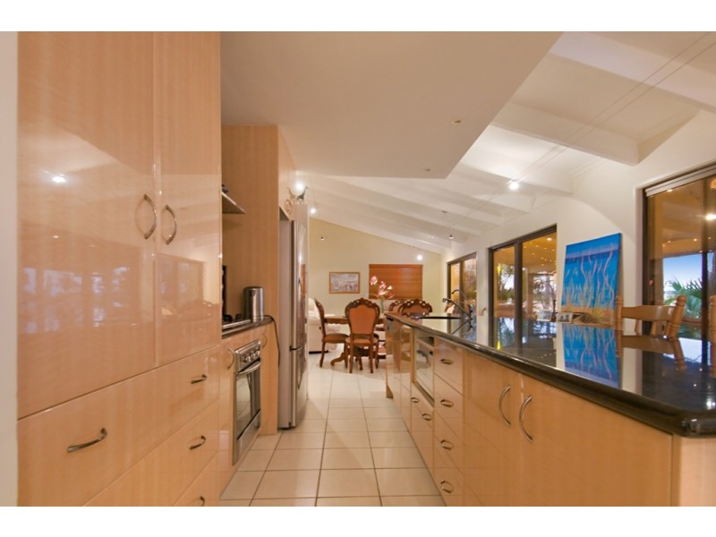 27 Kumbada Court, Minyama QLD 4575