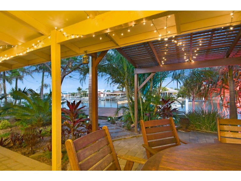 27 Kumbada Court, Minyama QLD 4575