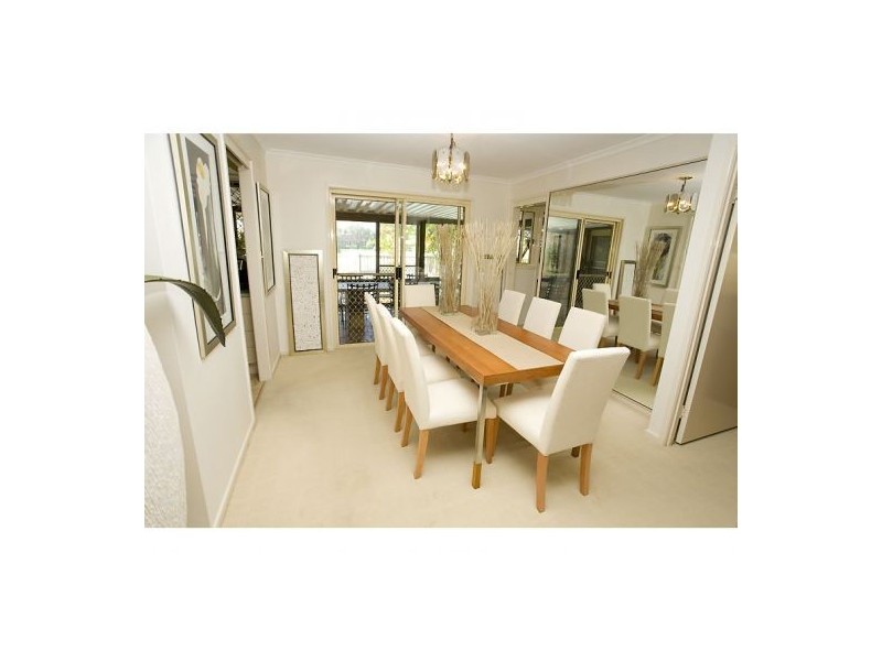 17  Barellan Avenue, Buddina QLD 4575