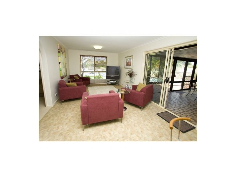 17  Barellan Avenue, Buddina QLD 4575