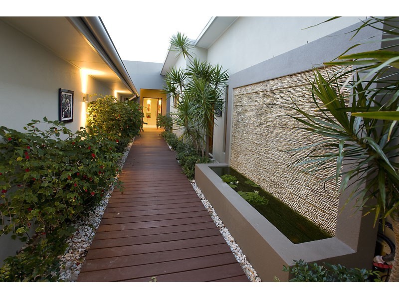 8 Beltana Crescent, Buddina QLD 4575