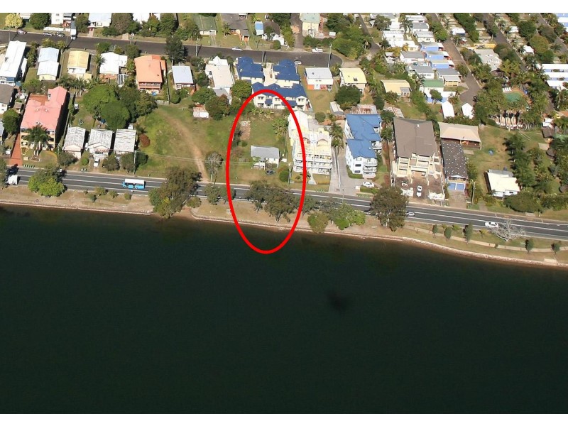 305 Bradman Avenue, Maroochydore QLD 4558