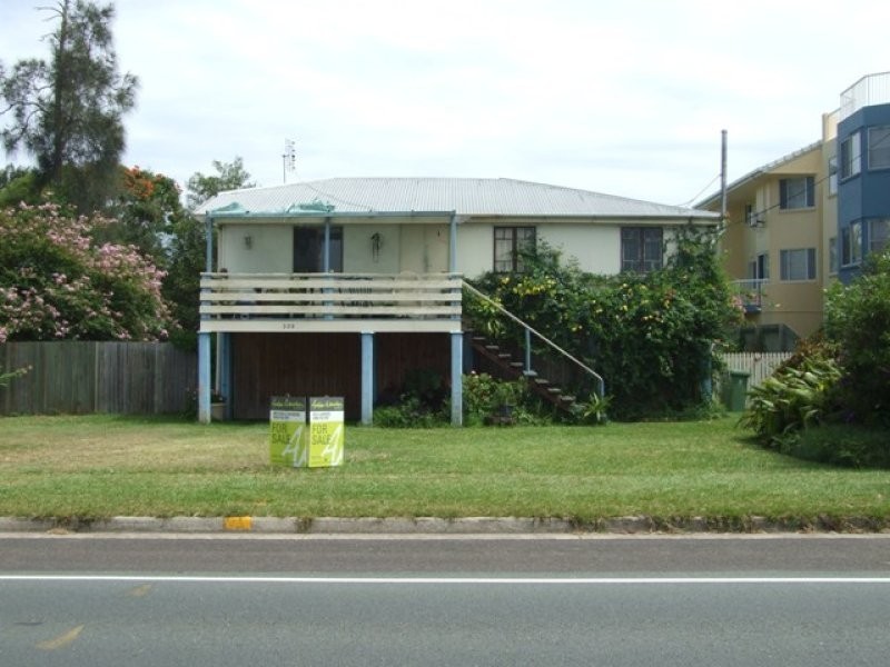 305 Bradman Avenue, Maroochydore QLD 4558