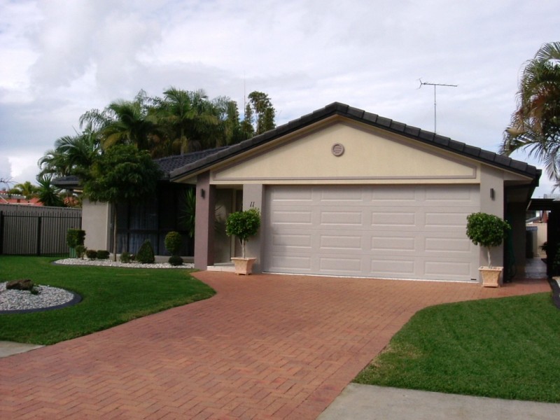 11 Kensington Drive, Minyama QLD 4575