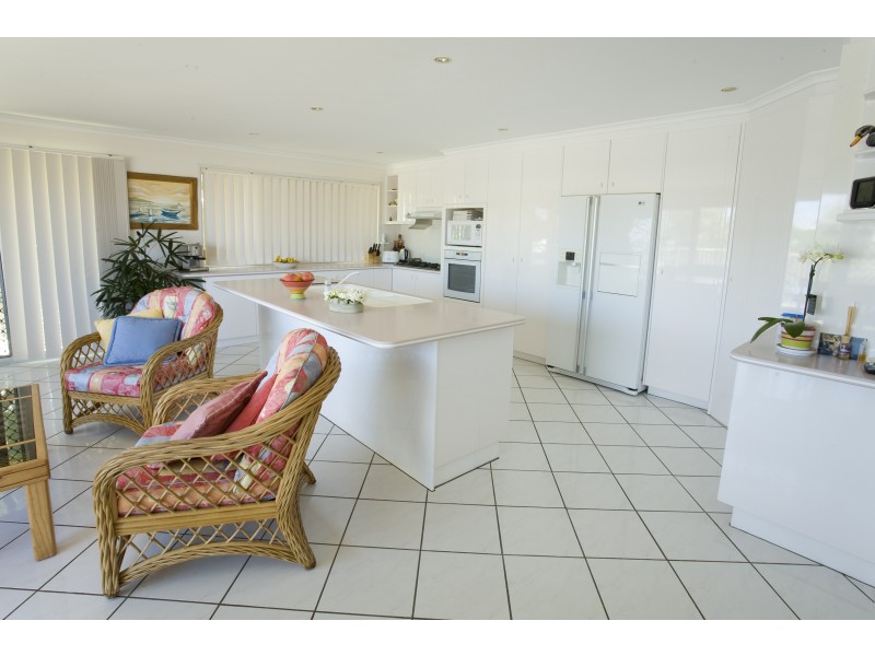 15 Myoora Court, Minyama QLD 4575