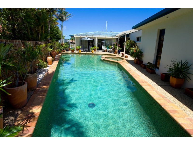 15 Myoora Court, Minyama QLD 4575