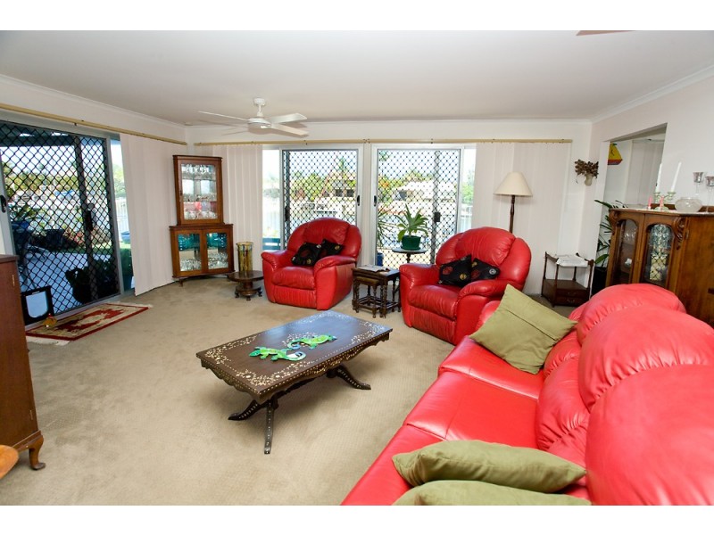 15 Myoora Court, Minyama QLD 4575