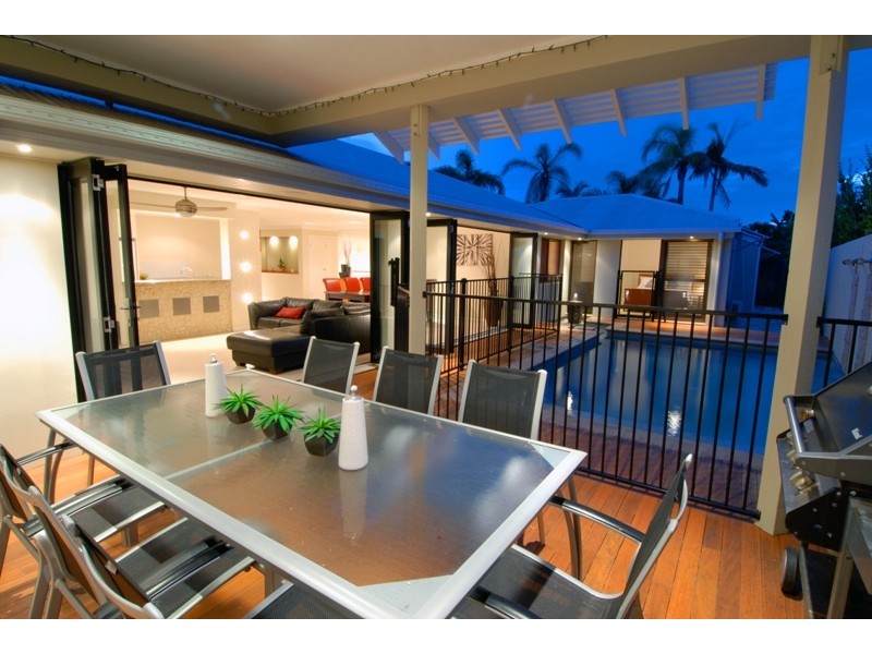 56 Ocean View Avenue, Mooloolaba QLD 4557