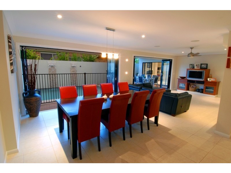 56 Ocean View Avenue, Mooloolaba QLD 4557