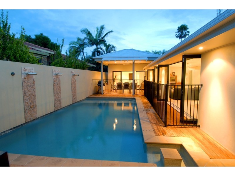 56 Ocean View Avenue, Mooloolaba QLD 4557