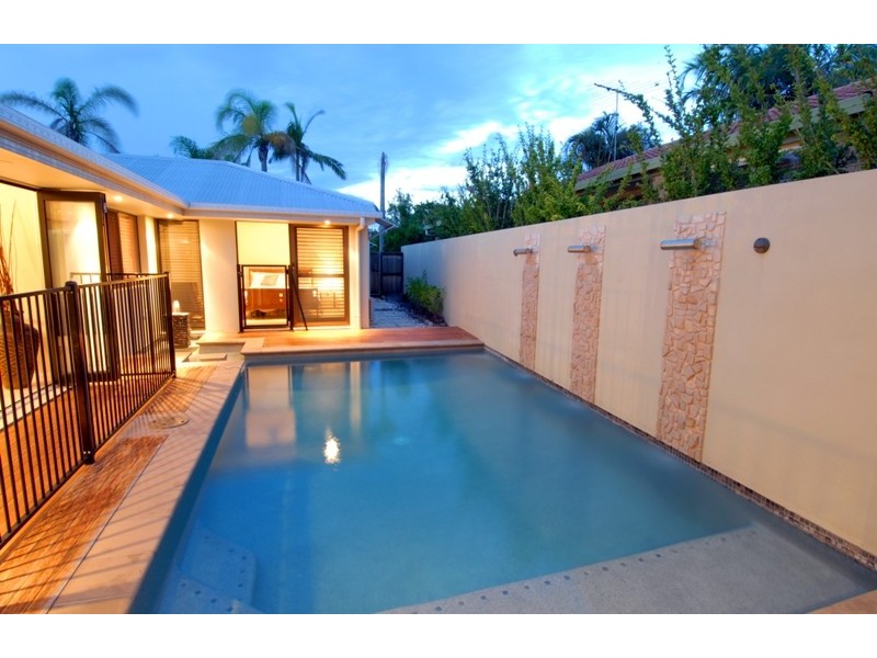 56 Ocean View Avenue, Mooloolaba QLD 4557
