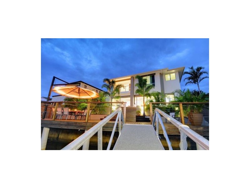 1 Reedlark Place, Parrearra QLD 4575