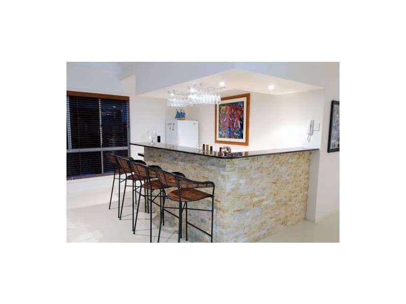 1 Reedlark Place, Parrearra QLD 4575