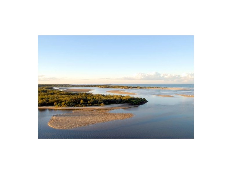 1006 ‘Waves’ 36 Duporth Avenue, Maroochydore QLD 4558