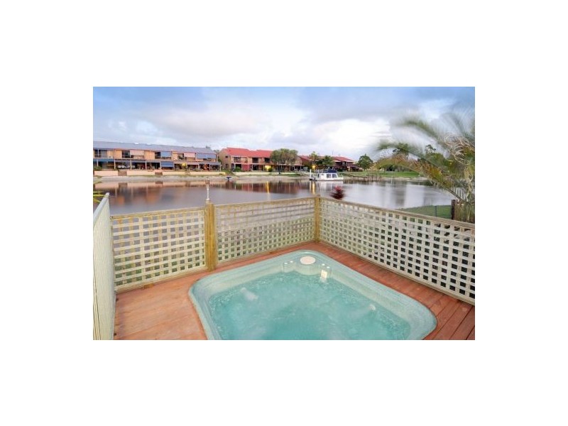 39 Schirrmann Drive, Maroochydore QLD 4558