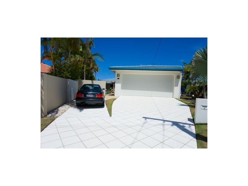 15 Myoora Court, Minyama QLD 4575