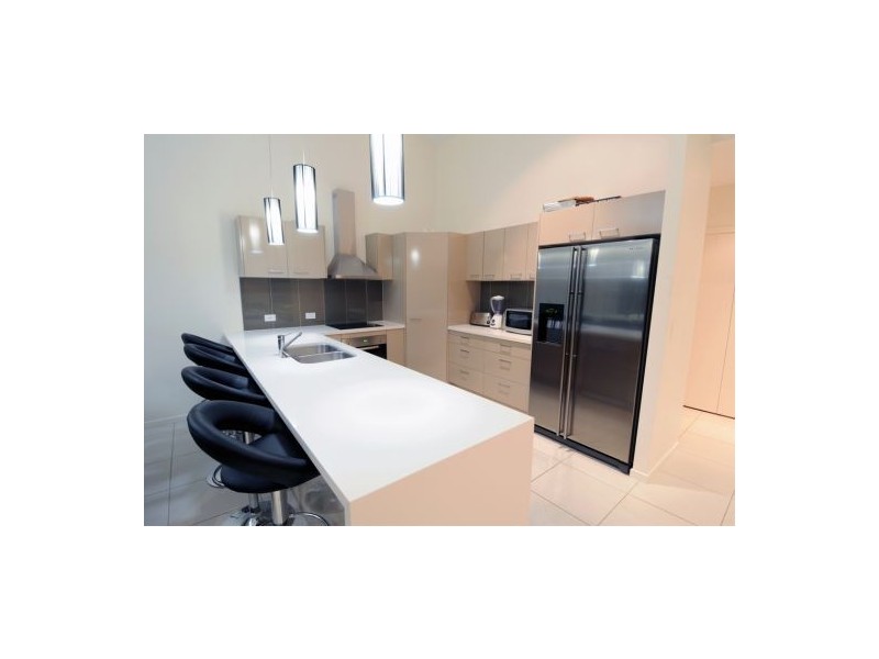 2 Robur Crescent, Mountain Creek QLD 4557