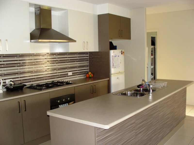 9 Silvereye Street, Sippy Downs QLD 4556