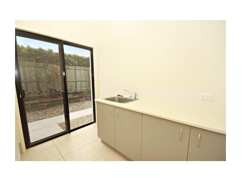 16 Rimmel Place, Palmwoods QLD 4555