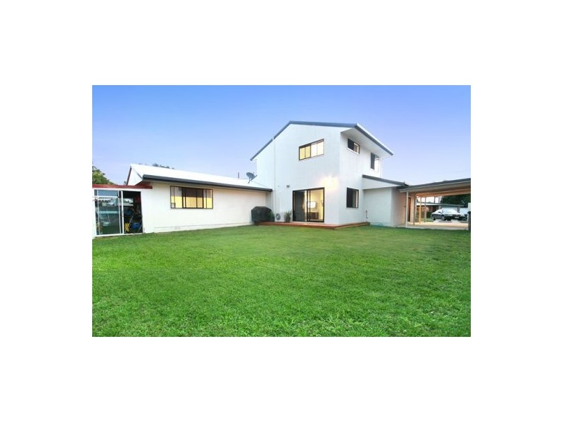 23 Sugar Road North, Maroochydore QLD 4558