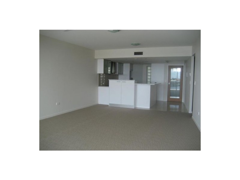 35 ‘Island Quays’ 51 Grand Parade, Kawana Island QLD 4575