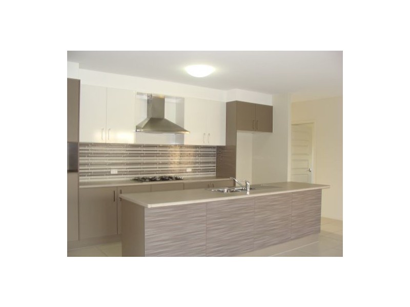 9 Silvereye Street, Sippy Downs QLD 4556